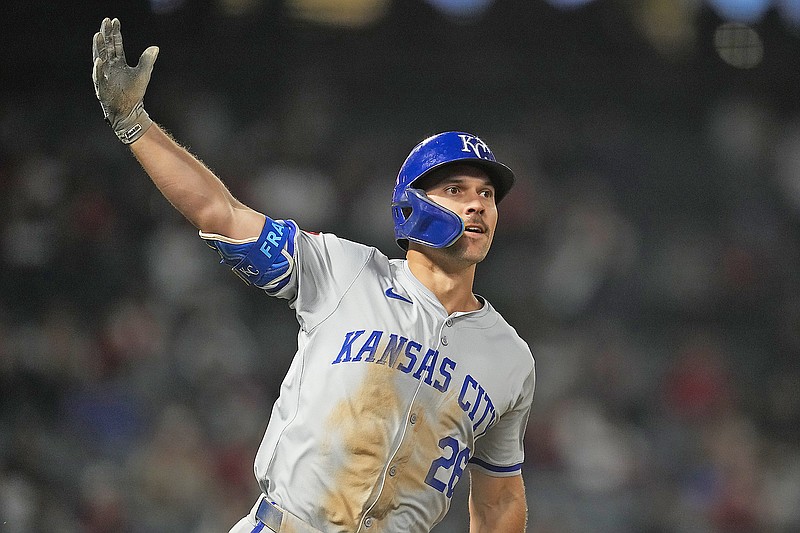 Behind Marsh’s strong return and opportune offense, the Royals topped L.A.